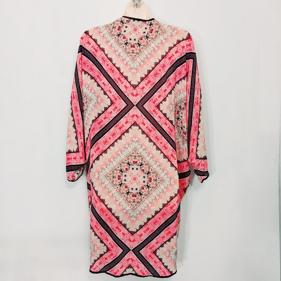 🔵BOGO FREE🔵 Feathers by Tolani Kimono Open Front One Size - Picture 5 of 6